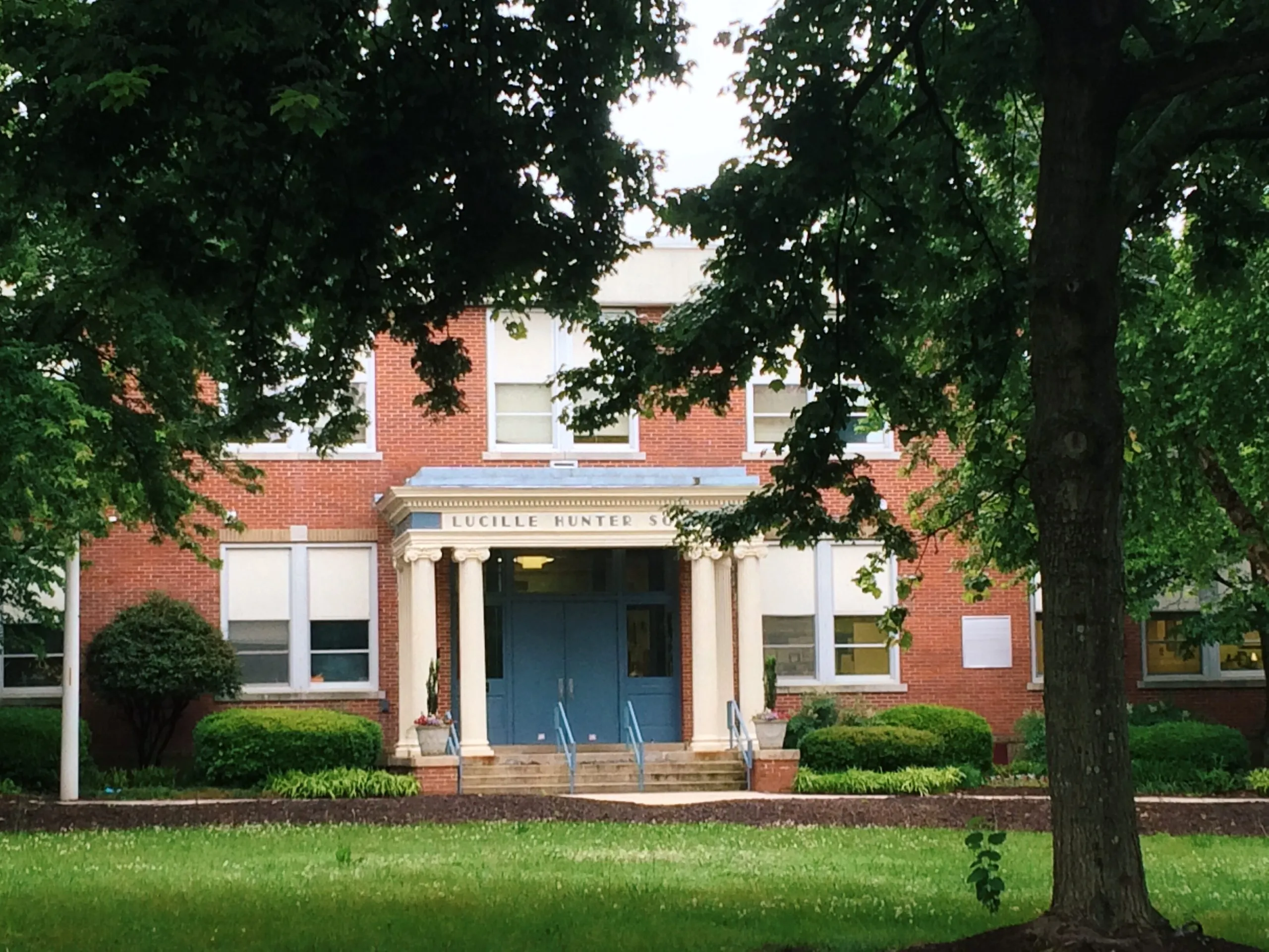 Lucille Hunter Elementary School scaled